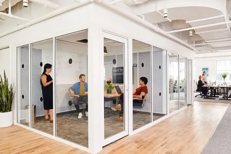 Huddle Room 5